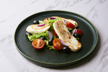 salad with roasted cheese