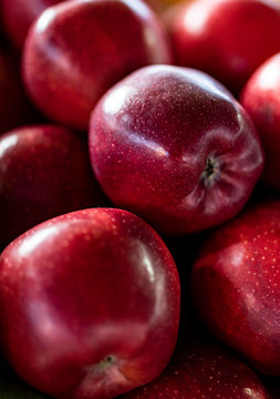 Picture of beautiful fresh red apples