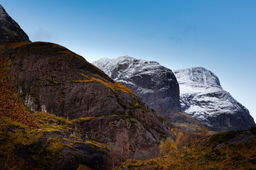 Season change in Scottish highlands