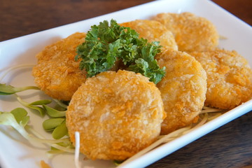 Shrimp cake fried with crispy bread and dipping sweet