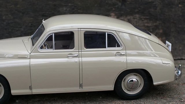 deluxe retro car GAZ M-20, side view, panorama
