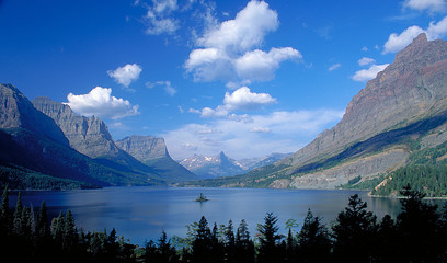 Lake surrounded by mountains in Glacier National Park