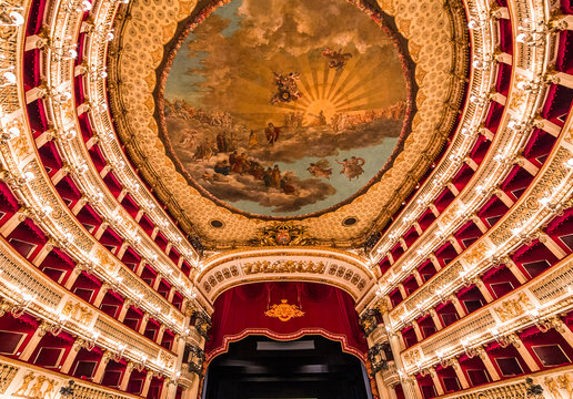 Teatro di San Carlo, Naples opera house
