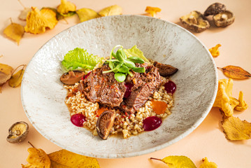 barley  with beef and mushrooms