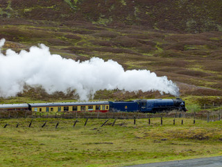 steam train in scotland 