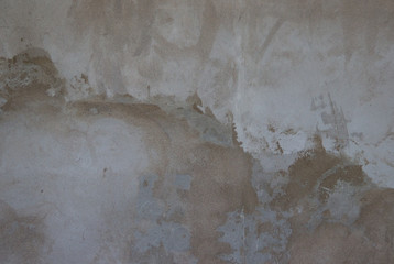 Concrete wall with rough finishing for further plasterwork