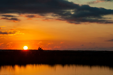 Naklejka premium Sunrise over the Island