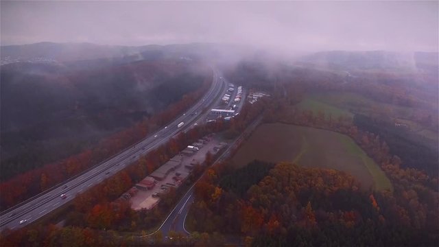 Timelapse Luftaufnahme Autobahn