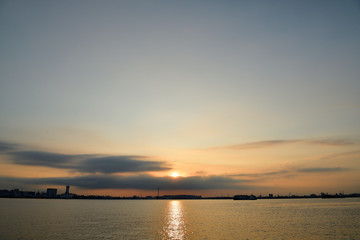 名古屋港からの日の出