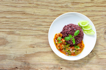 Salad mackerel in tomato sauce with cooked jasmine rice