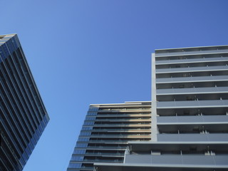 The Condo - ザ・定番マンション外観