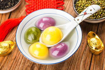 Chinese Lantern Festival food，Colored dumplings