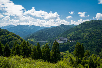 Fototapeta na wymiar 兵庫県　美方郡　夏の棚田の景色と原風景