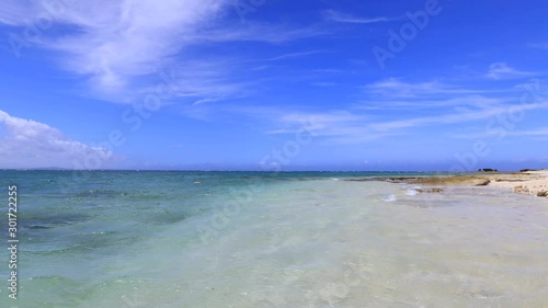 沖縄の美しい海とさわやかな空 Wall Mural Wallpaper Murals Sunabesyou 沖縄の美しい海とさわやかな空 Wall Mural Wallpaper Murals Sunabesyou