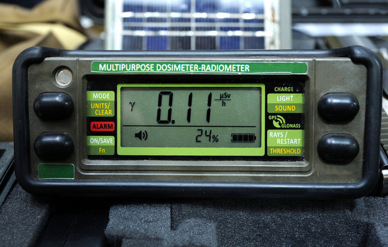 Multipurpose dosimeter-radiometer, for an army use