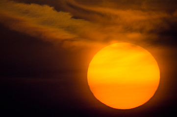 雲のかかる日の出太陽DSC4037