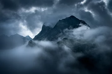 Fotobehang Tatra Tatra hoge bergpas in grammaticale sfeer.