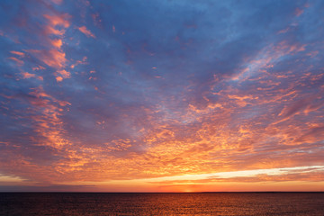 Obraz premium sunset over the sea