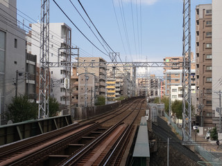 Fototapeta premium 都市と鉄道
