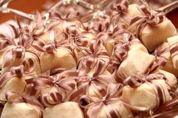decoration for wedding parties, sweet, well married with golden bows
