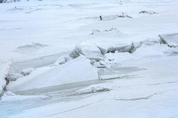 Fototapeta na wymiar The Ice pressure ridge on the river. Norway, Finnmarks.