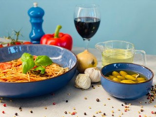 Spaghetti with vegetables from above