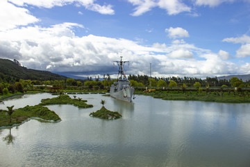Fototapeta na wymiar lake with boat