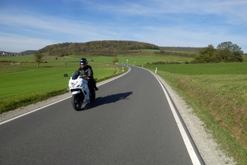 Staatsstra&szlig;e 2421 von  Oberscheinfeld nach Stierh&ouml;fstetten