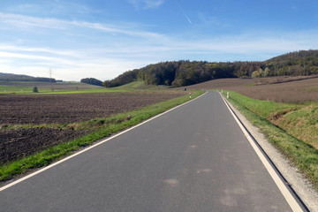 Staatsstraße 2421 von Stierhöfstetten nach Greuth