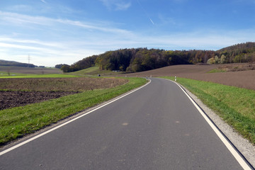 Staatsstraße 2421 von Stierhöfstetten nach Greuth