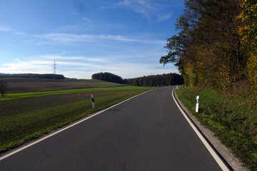 Staatsstraße 2421 von Stierhöfstetten nach Greuth