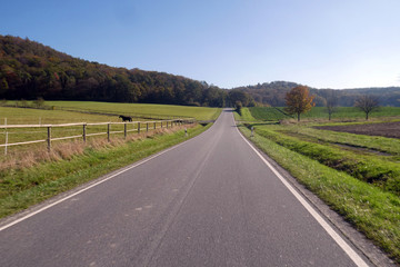 Staatsstraße 2421 von Stierhöfstetten nach Greuth
