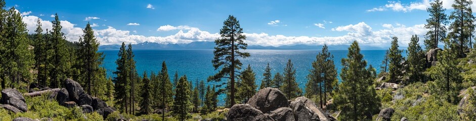 Lake Tahoe in famous California mountains National Park Sierra Nevada - obrazy, fototapety, plakaty