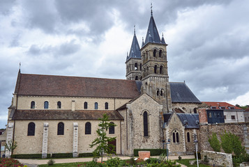 Fototapeta na wymiar gothic Collegiate Church of Notre-Dame de Melun, France .