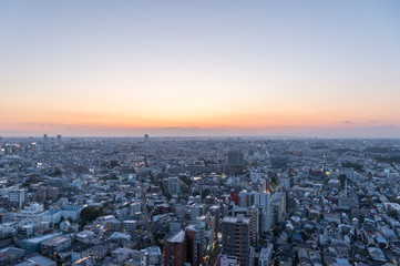東京都世田谷区三軒茶屋から見る東京の夕景