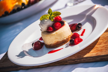 Strawberry Cheesecake with mint