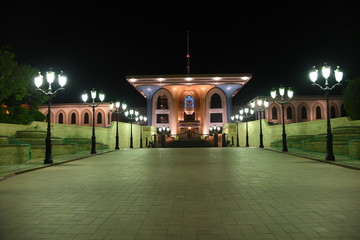 Die historische Sehenswürdigkeit der Sultanspalast, auch Flaggenpalast genannt,  im...