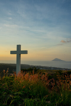White Cross Monument Makatete Hills