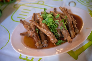 Spicy chicken feet