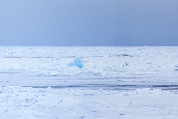 オホーツク海の流氷 © SAKURA