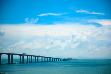 Fototapeta na wymiar Macau bridge, the longest bridge of Asia