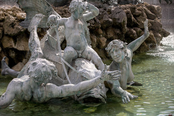 Fototapeta na wymiar Esplanade des Quinconces, fontain of the Monument aux Girondins in Bordeaux. France