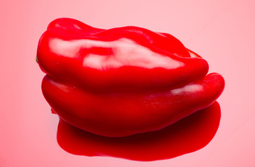 Pimiento, elemento de la cocina mediterránea, los hay de muchos tipos, se pueden comer crudos en...