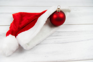 Świecznik, lampion w świątecznym nasroju  © andsko