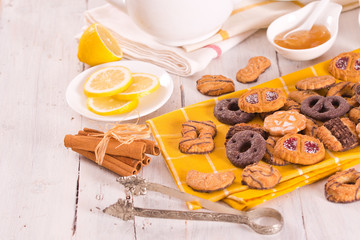 Shortcrust pastry biscuits.	