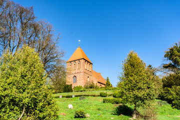 Obraz premium Kirche in Garz auf Rügen