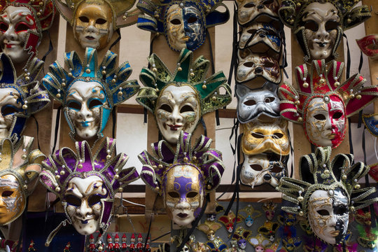Venezianische Masken" Images – Browse 56 Stock Photos, Vectors, and Video |  Adobe Stock