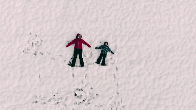 Nieve familia dron happy snow 