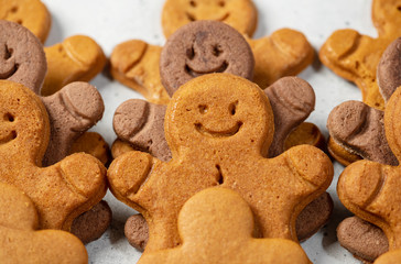 Collection of various gingerbread men in rows