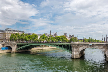 Fototapeta na wymiar Bridge over the river Seine. Paris. France.